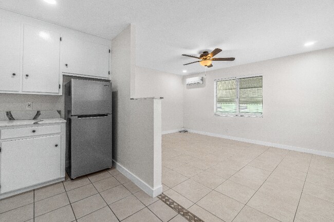 Building Photo - 1790 Redbank Rd