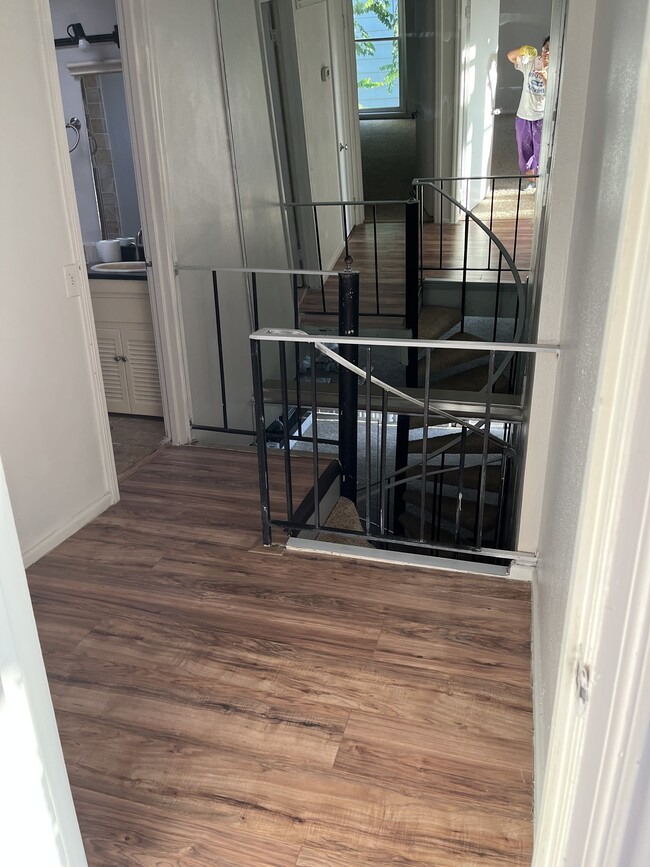 Building Photo - 2704 San Pedro St