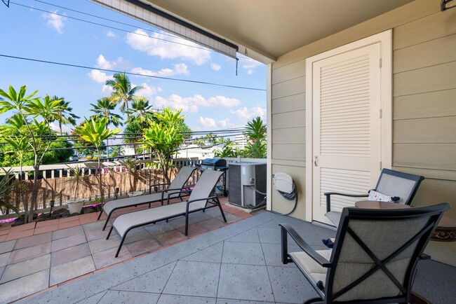 Building Photo - 3-Bedroom Condo in Prime Kona Location wit...