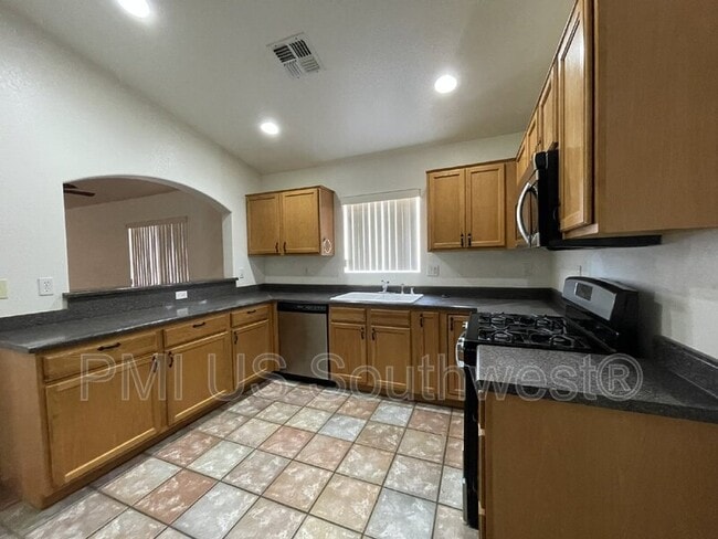 Building Photo - 3622 Terra Loma Dr