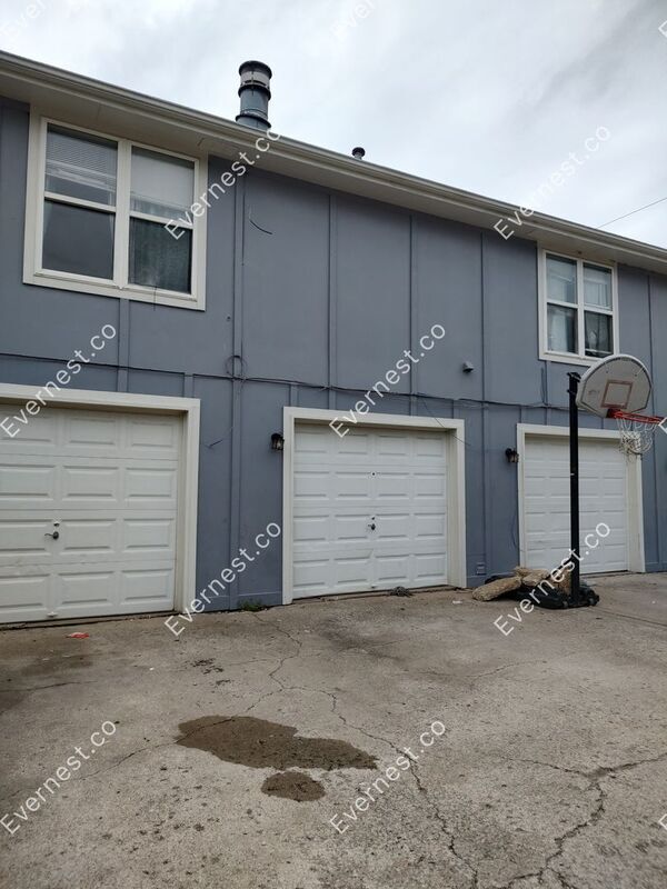 Building Photo - 11103 NW Player Dr