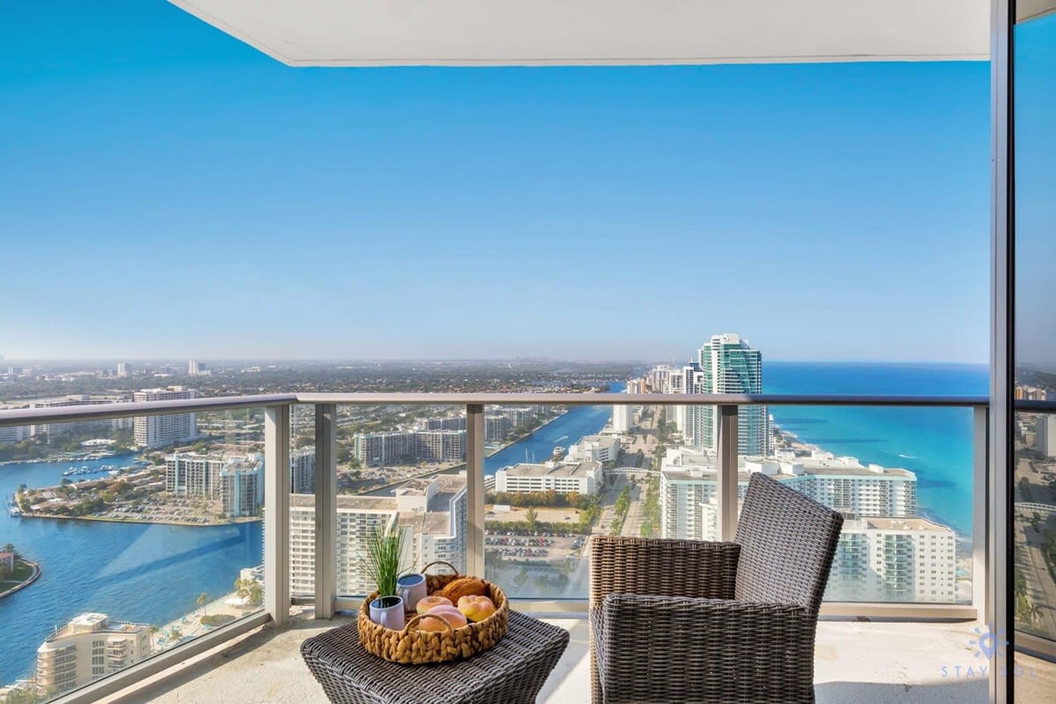 Building Photo - 4111 S Ocean Dr