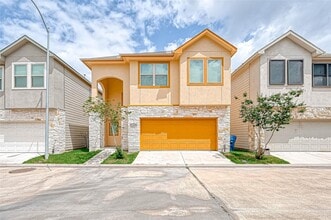 Building Photo - 12608 Ashford Shadow