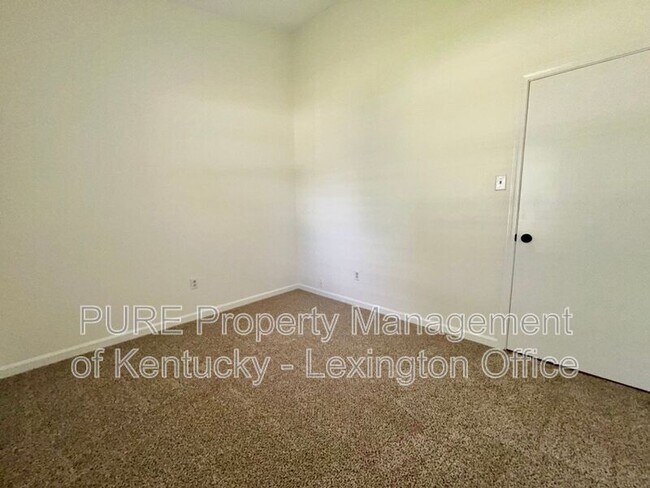 Building Photo - 1212 Fenwick Rd