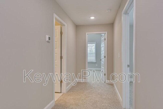 Building Photo - 8047 Kinsale Ave SE