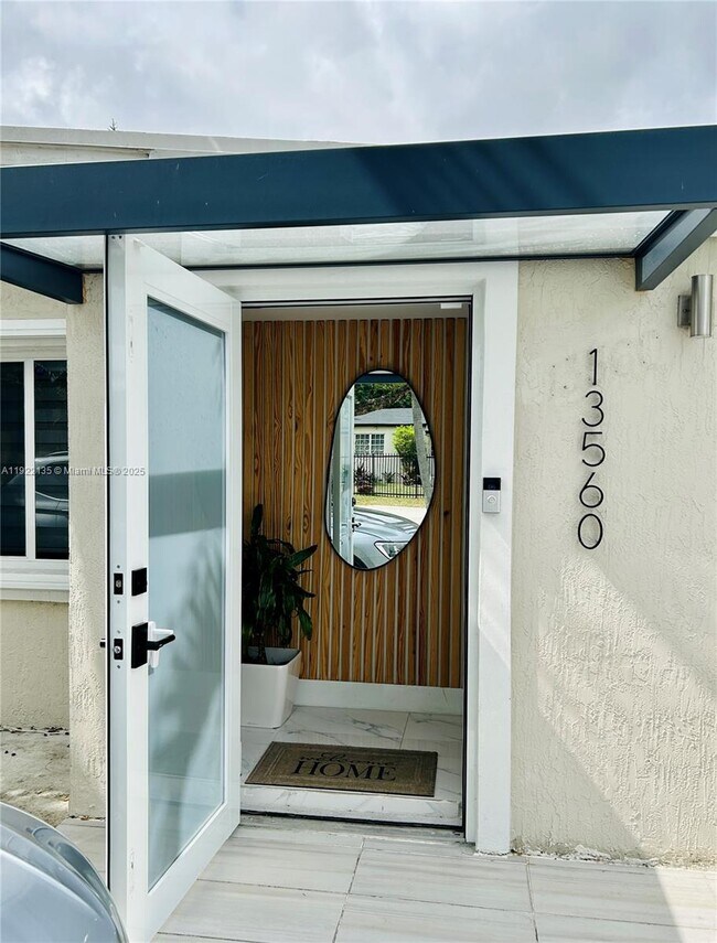 Building Photo - 13560 NW 2nd Ave