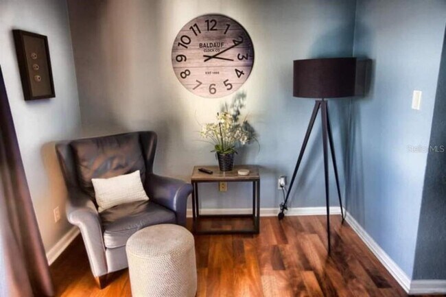 Building Photo - 5107 Salmon Dr SE