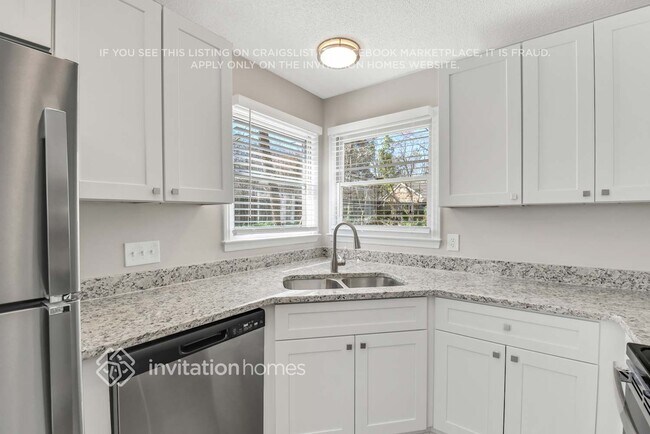Building Photo - 3901 Yorkford Dr