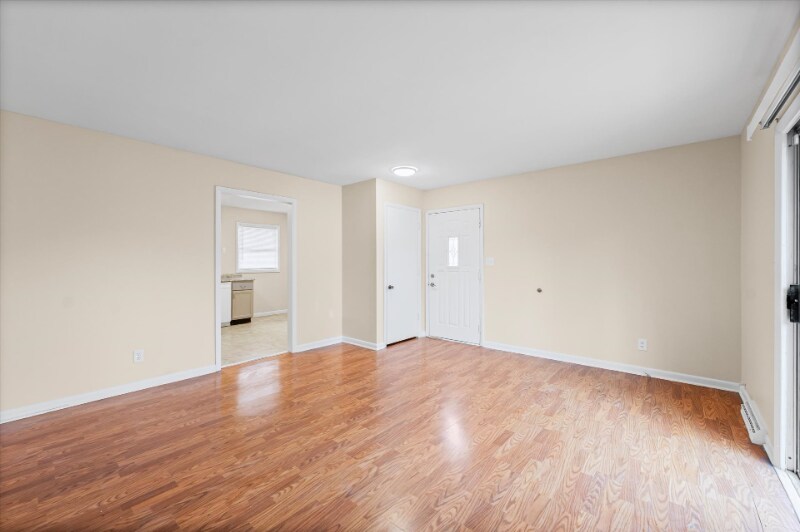 Building Photo - 615 E Colorado Ave