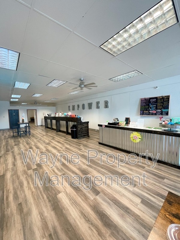 Building Photo - 637 2nd St