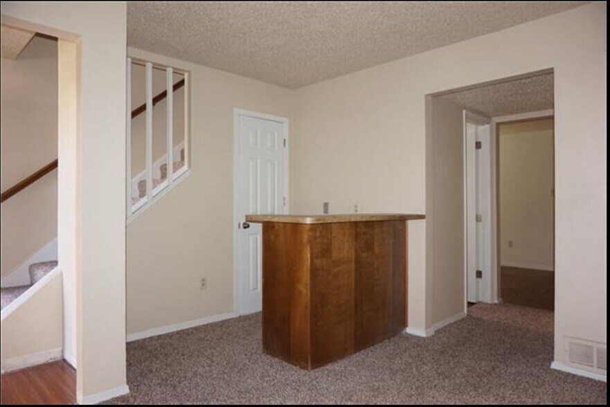 Wonderful working mini-bar with a working sink. - 2205 Chase Ct