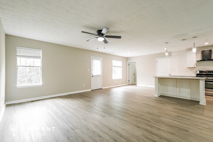 Building Photo - 7275 Indian Hill Trail