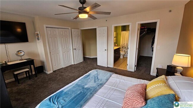 Building Photo - 247 Milkweed Dr