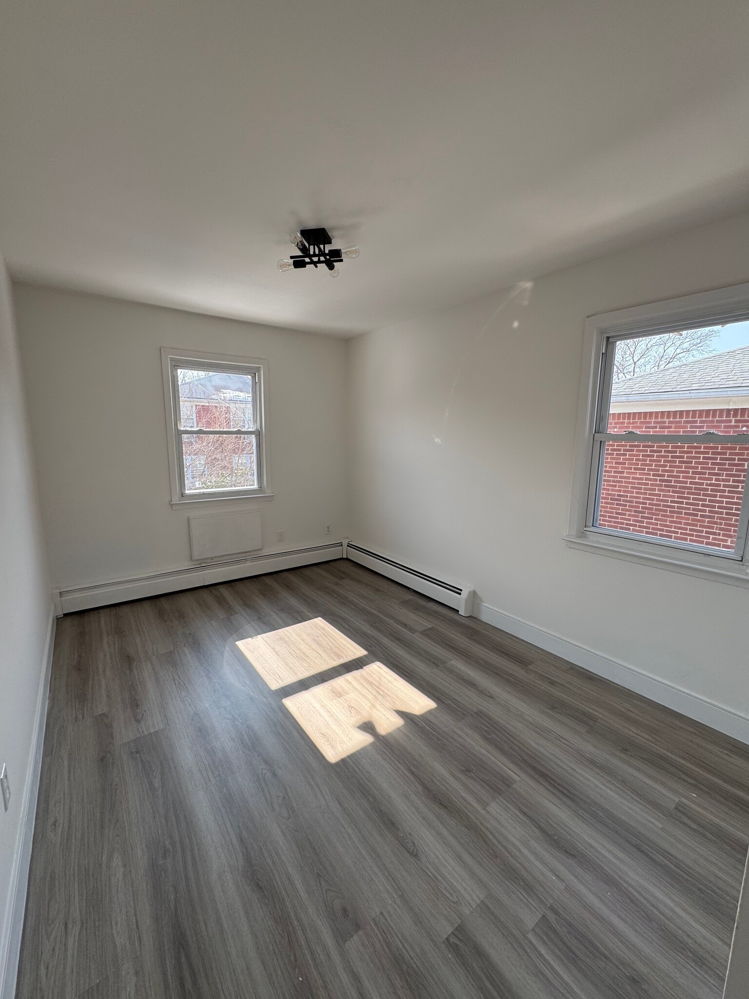 Building Photo - 15704 17th Rd