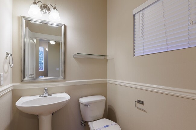 Building Photo - Beautiful 3Bd House in Bothell