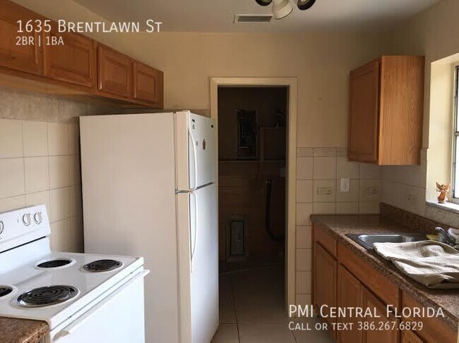 Building Photo - Deltona Bungalow