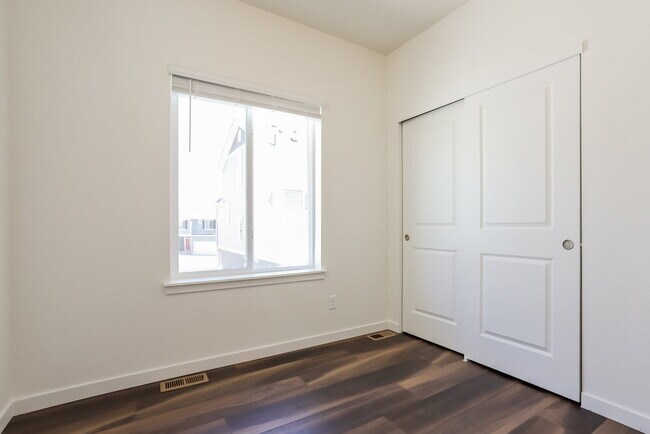 Building Photo - 18571 E 47th Ave