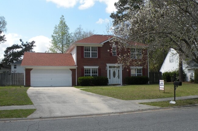 Primary Photo - 160 Lions Gate Rd