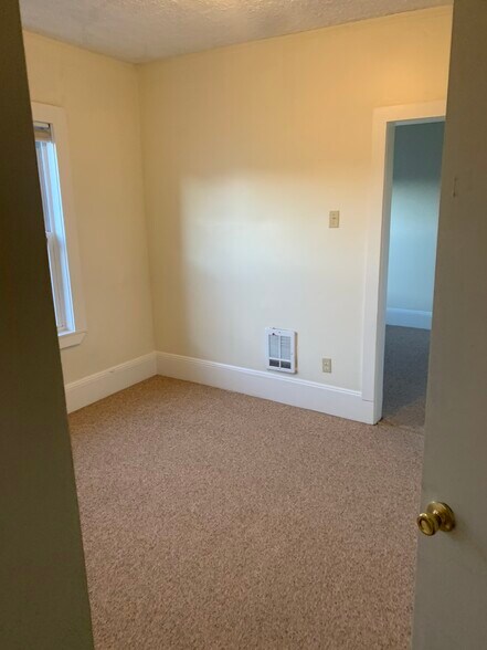 Building Photo - 6 Watson St