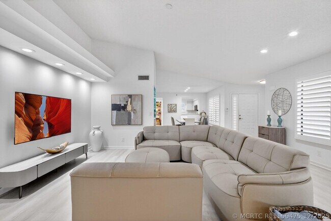 Building Photo - 15314 Strathearn Dr
