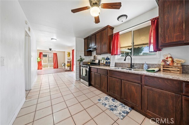 Building Photo - 15208 Flynn St