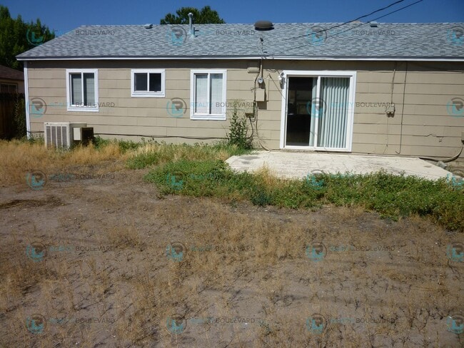 Building Photo - Charming 3-Bedroom Home in Sparks – Cozy C...