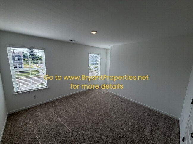 Building Photo - Single Family