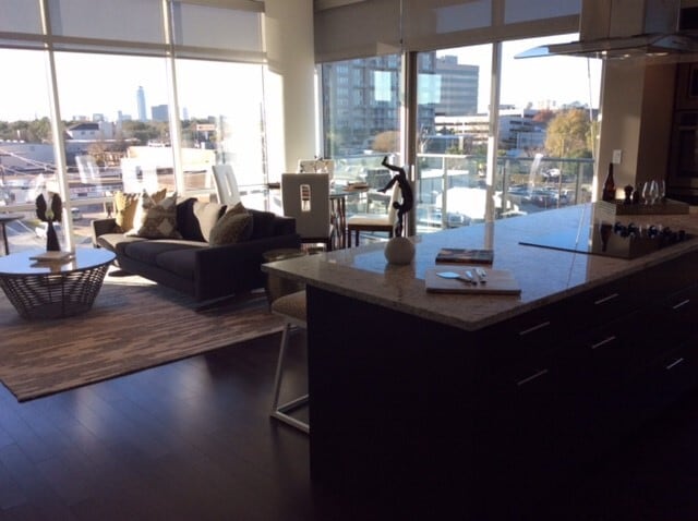 Building Photo - 5122 Morningside Dr