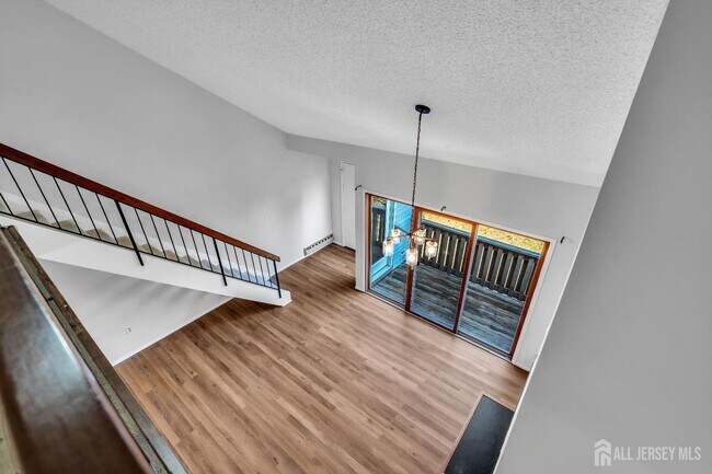 Building Photo - 2016 Aspen Dr