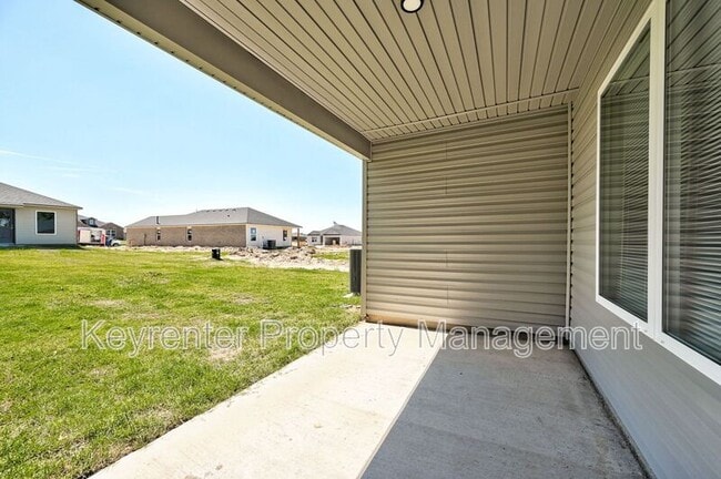 Building Photo - 504 Old Hickory Ln