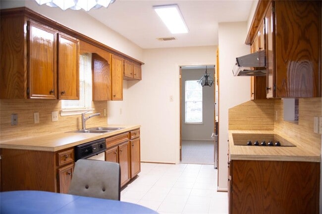 Building Photo - 13214 Ensley Wood Dr