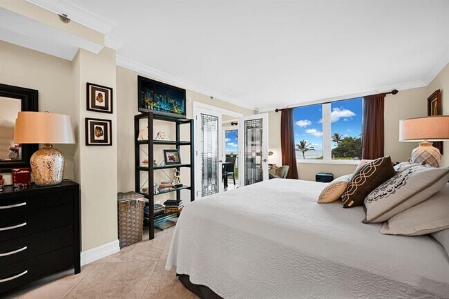 Building Photo - 3301 S Ocean Blvd