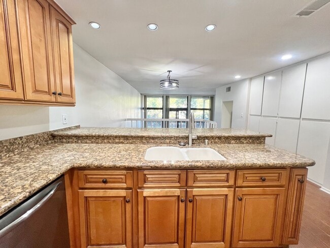 Building Photo - Stunning Marina Pacifica Residence with Resort Amenities