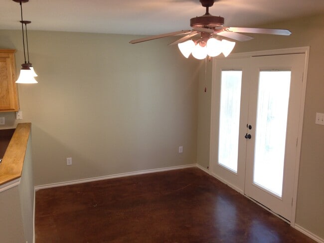 Building Photo - 2821 Frazier Ave