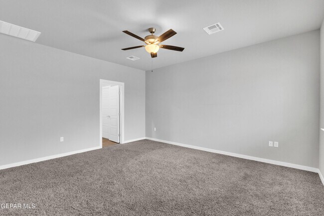 Building Photo - 11364 Santa Barbara