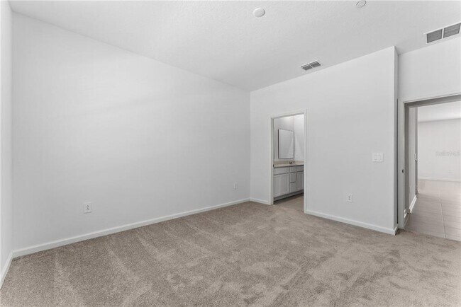 Building Photo - 2301 White Buffalo St