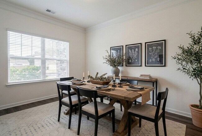 Building Photo - Move-In Ready Bogart Home with Open Layout and Private Fenced Yard