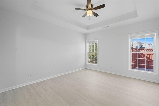 Building Photo - 4000 River Green Pkwy