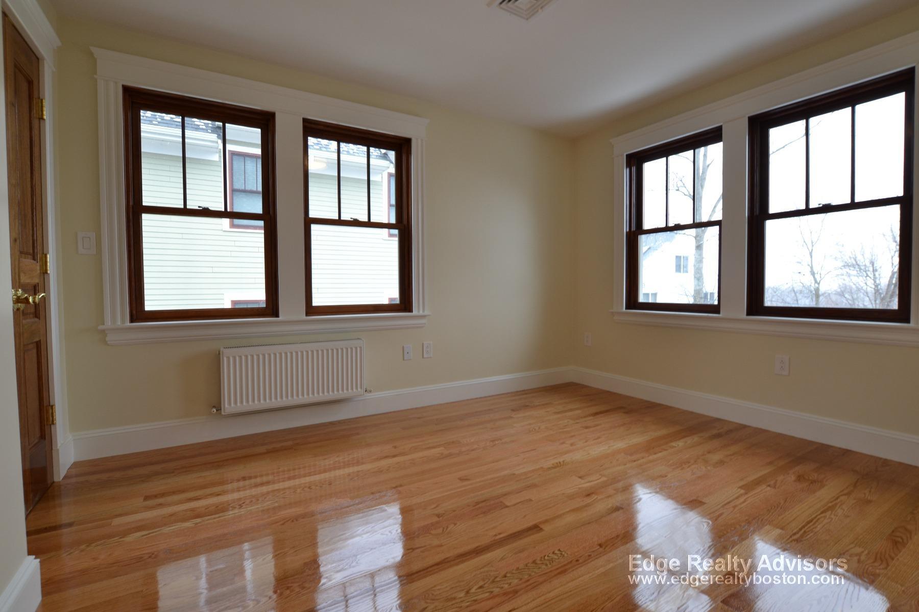 Building Photo - 38 Gerrish St