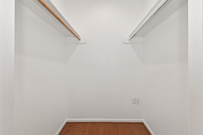 Building Photo - 1506 Apple Park Dr