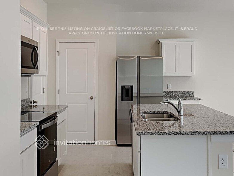 Building Photo - 2309 Litchfield Lp