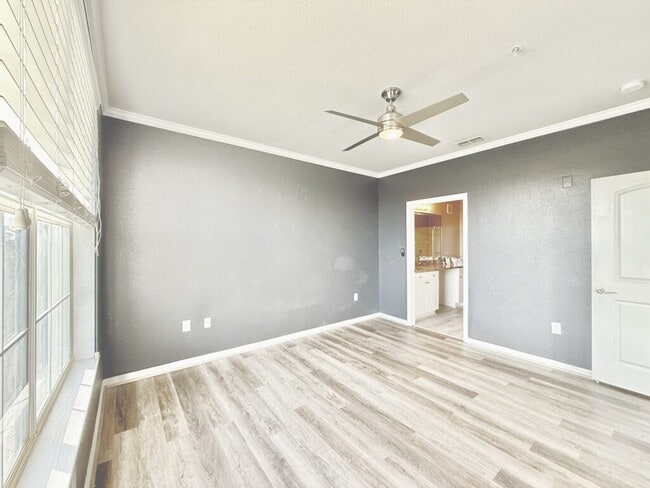 Building Photo - 4221 W Spruce St