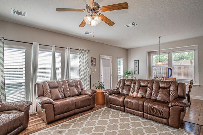 Building Photo - COMING SOON! BEAUTIFUL Grand Home in Benbrook!