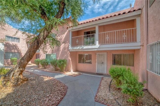 Primary Photo - 2234 E Desert Inn Rd
