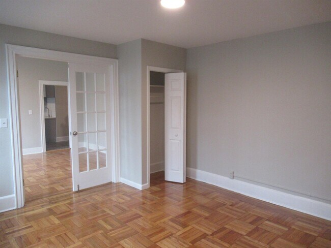 Building Photo - 368 Broadway