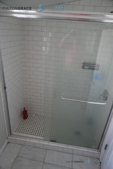 Building Photo - 2652 W 23rd Pl