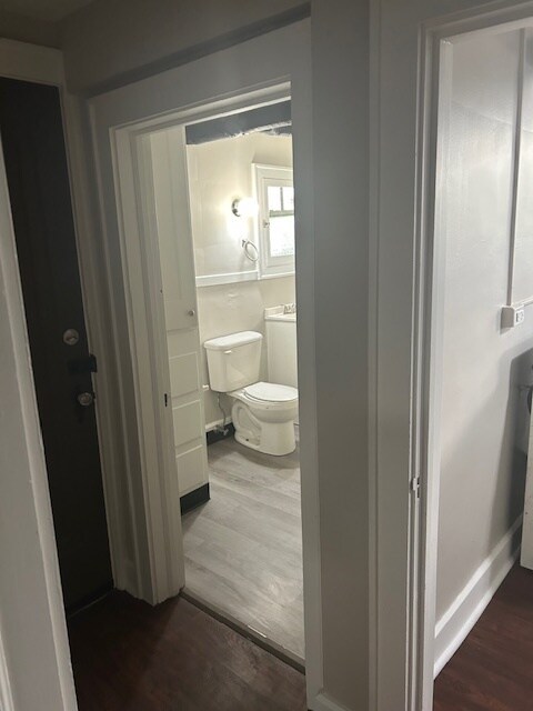 Building Photo - 598 Blaine Ave