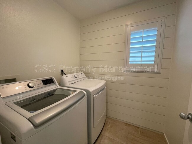 Building Photo - 35124 Persano Pl