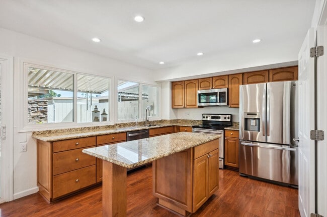 Building Photo - 5111 N 83rd St