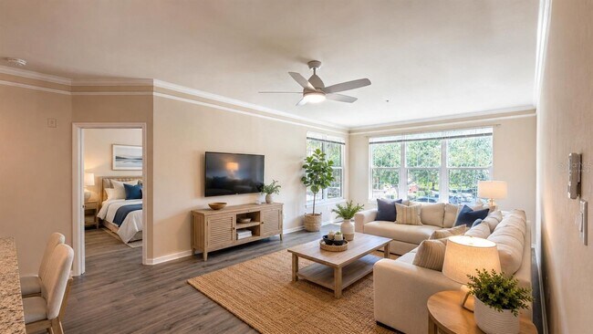Building Photo - 4142 Central Sarasota Pky